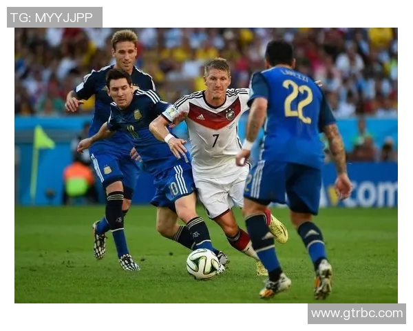 足球明星中谁的尊重度最高揭示了他们的职业精神与人际关系