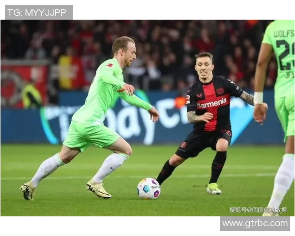 沃尔夫斯堡与矿工的激烈对决揭示了足球战术的博弈与激情 沃尔夫斯堡与矿工的激烈对决揭示了足球战术的博弈与激情